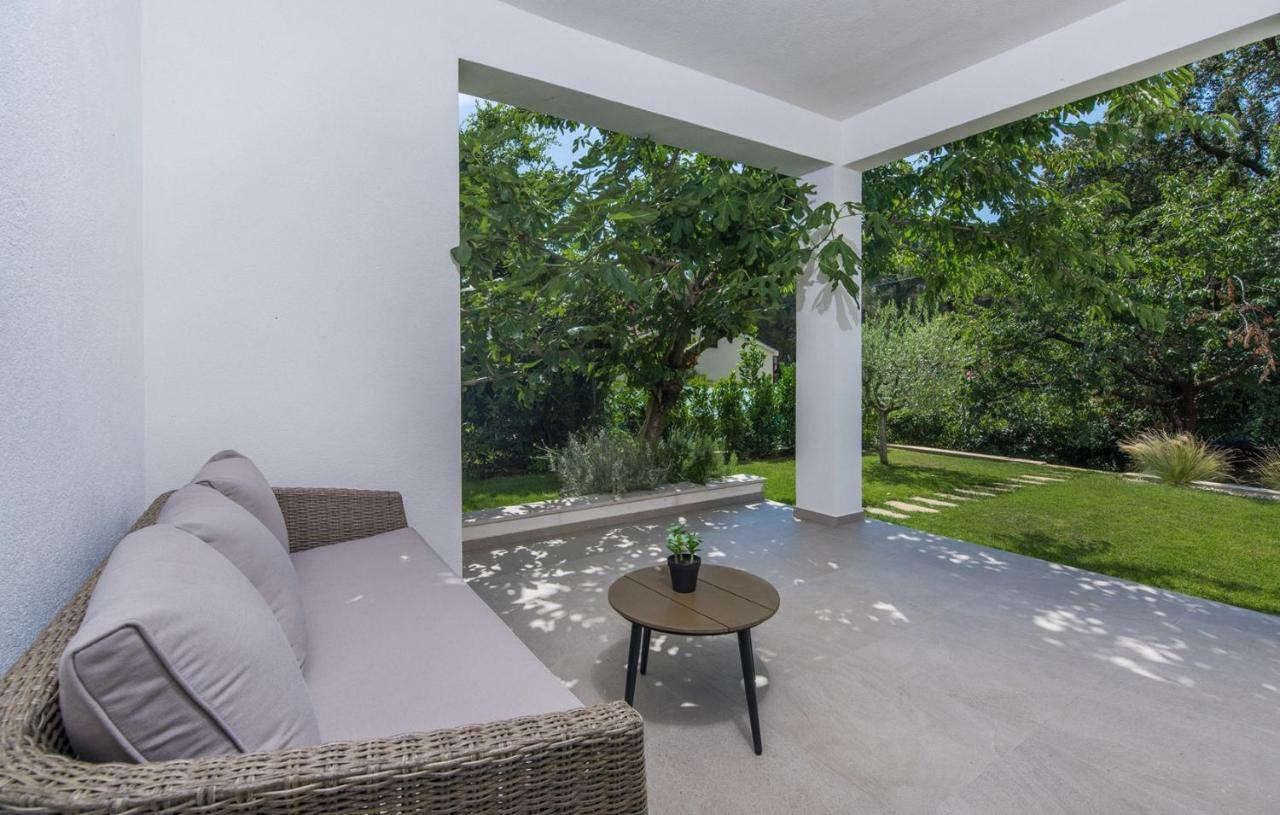 Apartment Vitamare Porec Exterior photo