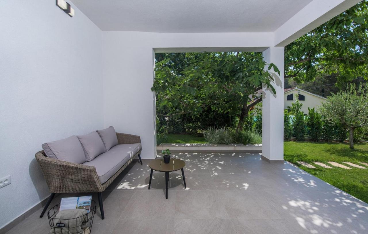 Apartment Vitamare Porec Exterior photo